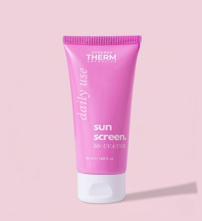 Kem chống nắng phổ rộng không bết dính SPF 50 Synergy Therm Daily Use Sunscreen SPF 50+ 50ML - ST43