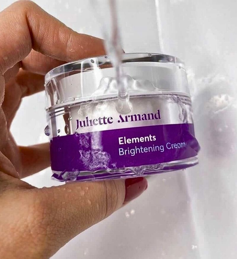 Kem dưỡng Juliette Armand Brightening Cream làm sáng da nám và xỉn màu 50ml