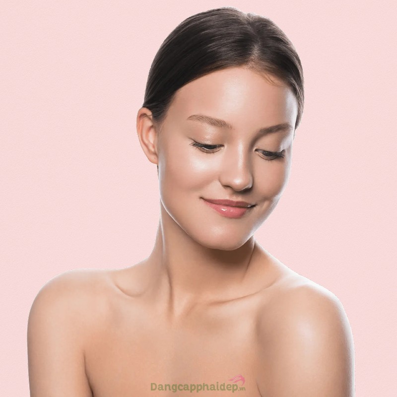 Christina Bio Phyto Mild Facial Cleanser đem đến làn da sạch mịn tinh khiết.