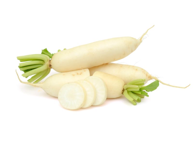 Củ cải trắng chứa hàm lượng dinh dưỡng cao hỗ trợ tăng độ sáng tổng thể cho làn da
