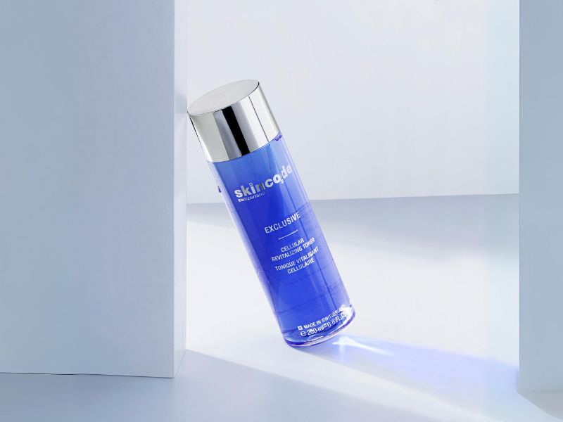 Toner tinh khiết và làm dịu da Skincode Cellular Revitalizing Toner