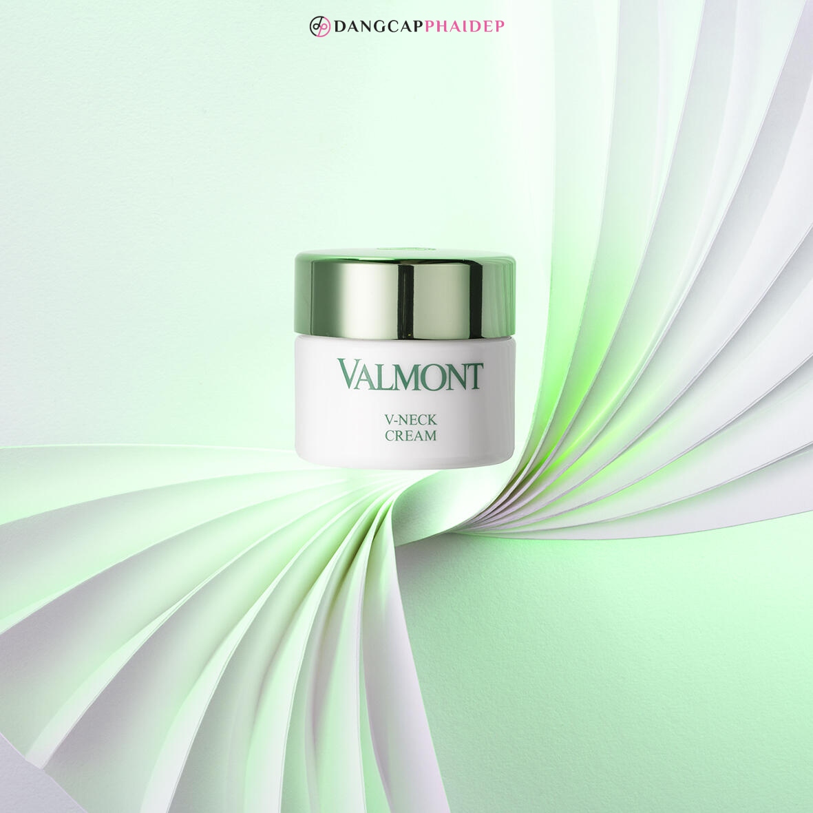 Valmont V-Neck Cream sở hữu bảng thành phần ưu việt.