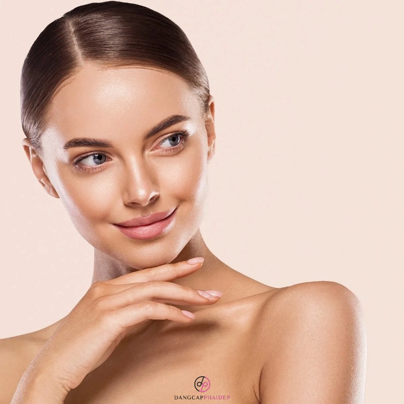 VI Derm Skin Lightening Complex 4% Hydroquinone dưỡng da sáng hồng rạng rỡ.